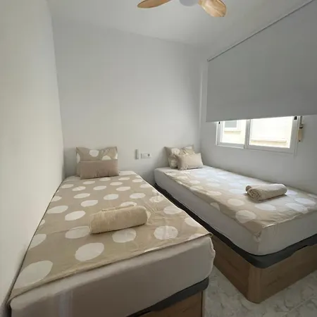 Lägenhet La Rosadela With Sea View