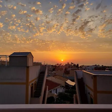 La Rosadela With Sea View Apartment *