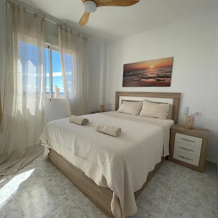 La Rosadela With Sea View Apartmán *